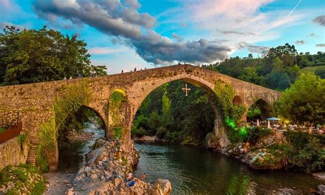 el templo cangas de ons reseas|El Templo, Cangas de Onís, Calle San Pelayo, 14 ᐈ reseñas,。